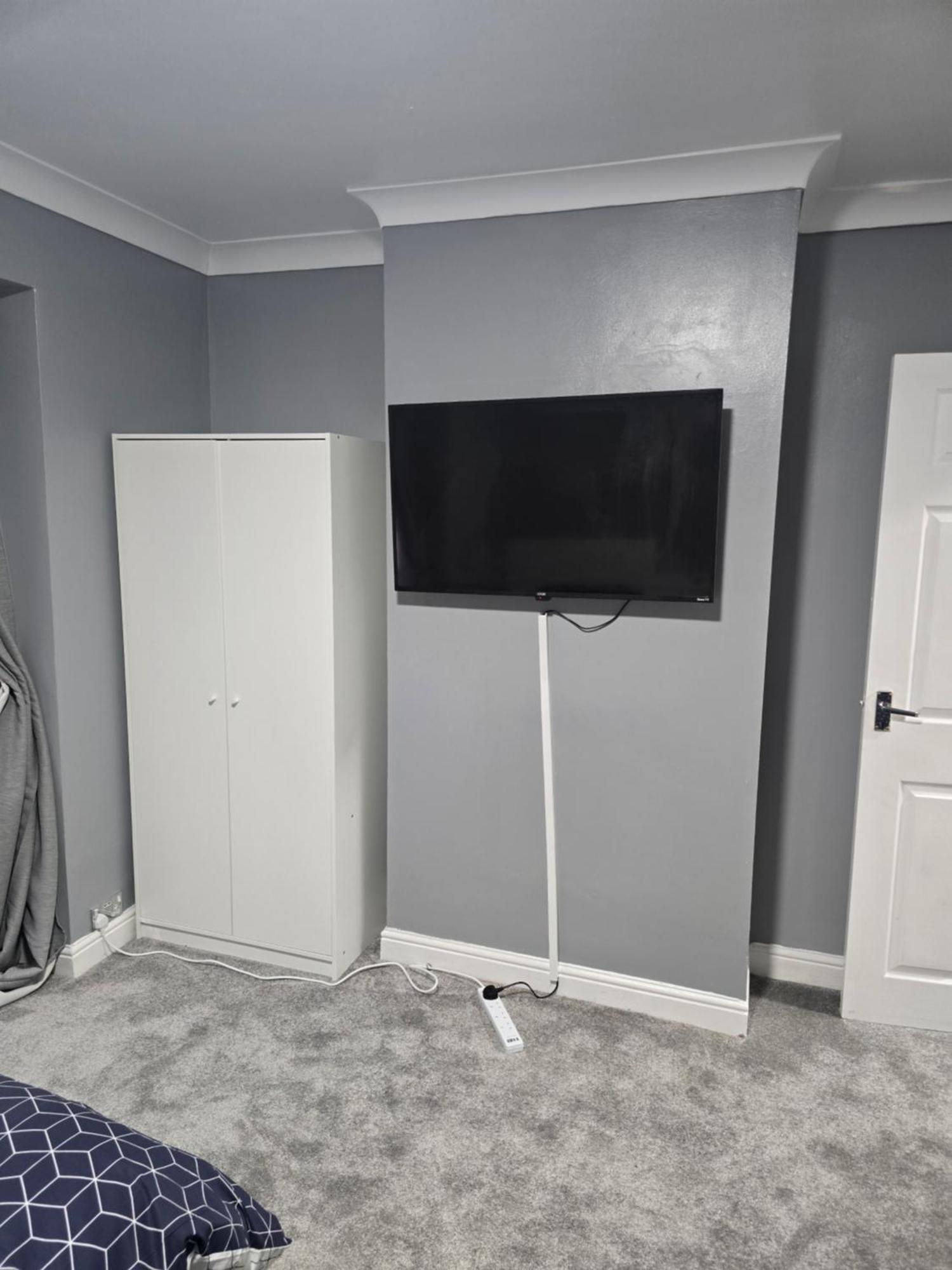 Manchester - House - Sleeps 6 - Parking - Garden Exterior photo